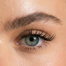 Wispy lashes